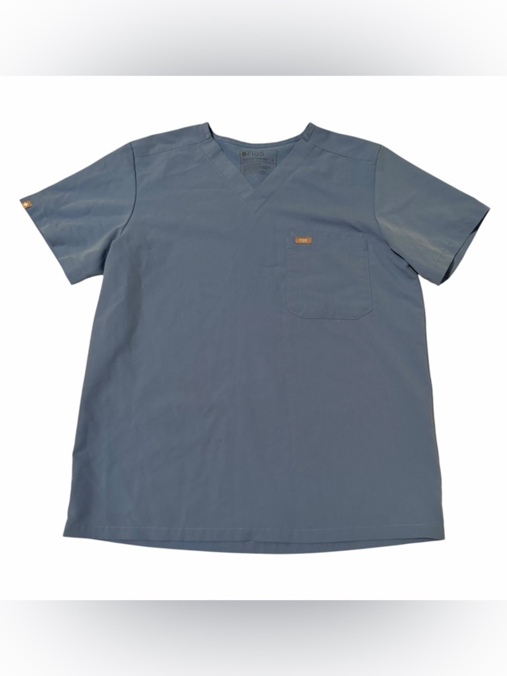 FIGS men’s Slate Blue V-Neck Scrub Top